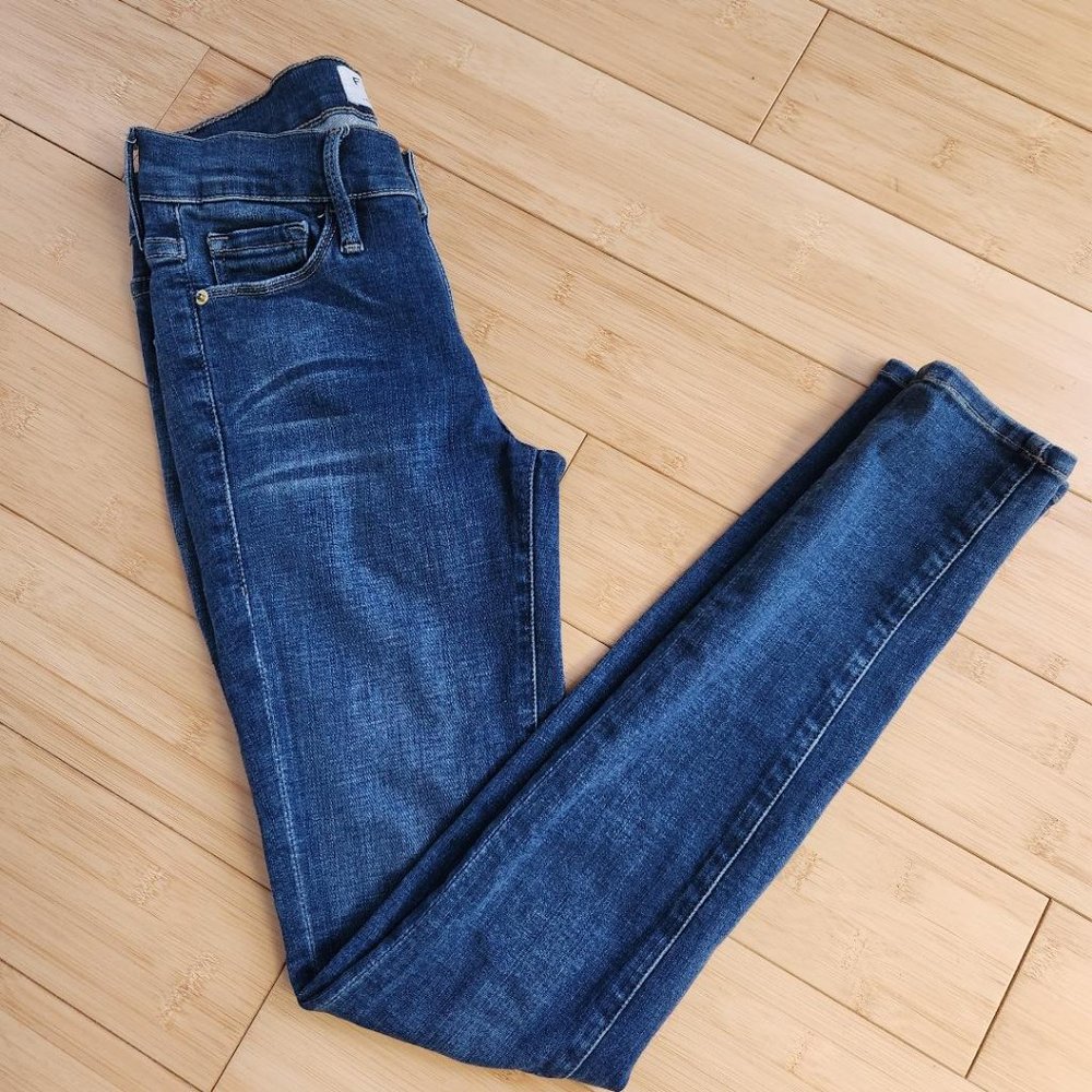 Frame Le Skinny De Jeanne - Size 24